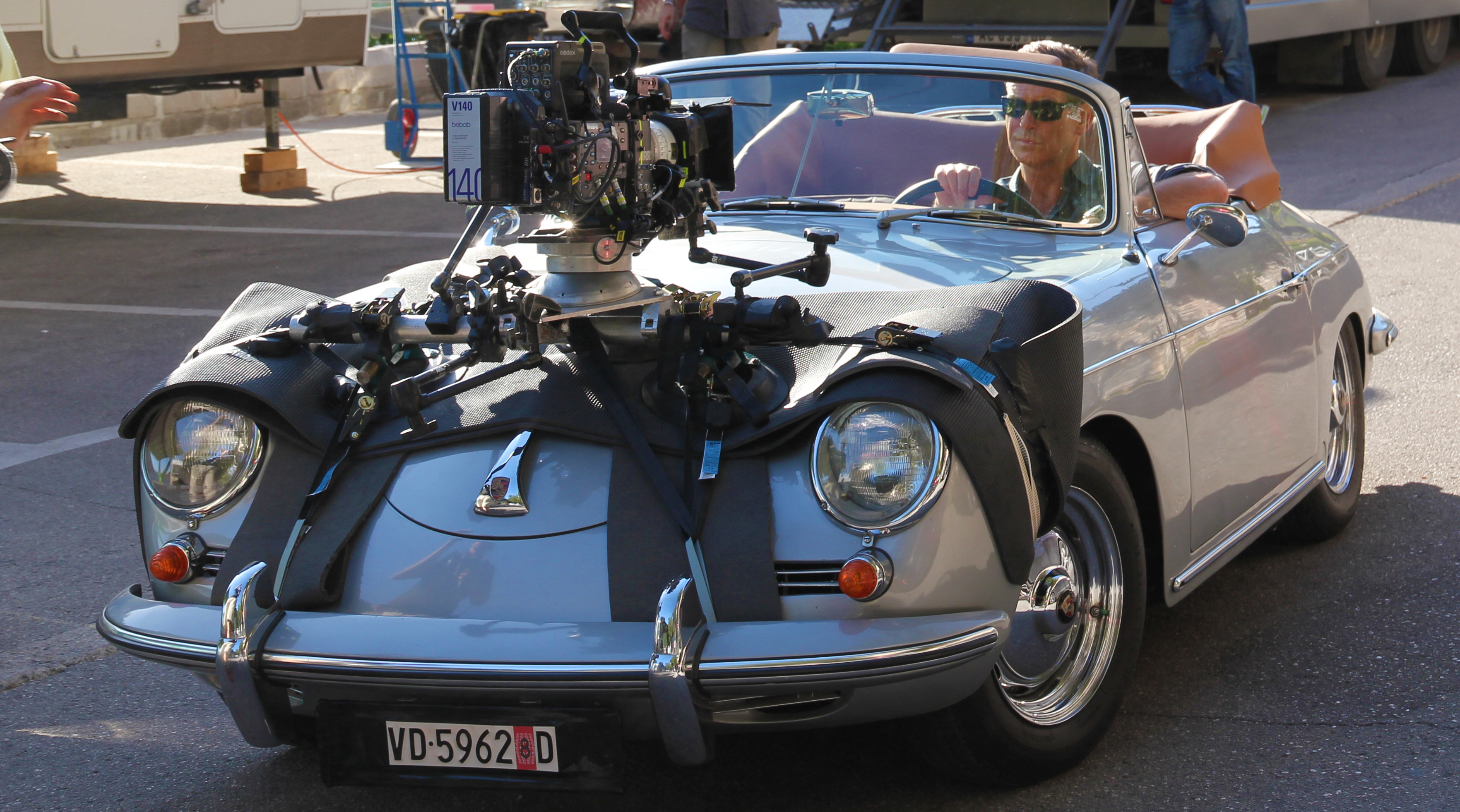 Giá»i giải trà xứ Hoa Kỳ âchuá»ngâ thuê ngoà i nhân sá»± bá»i Äây là hình thức giúp há» vừa tá»i ưu chi phÃ, vừa Äảm bảo âÄúng ngưá»i â Äúng viá»câ.