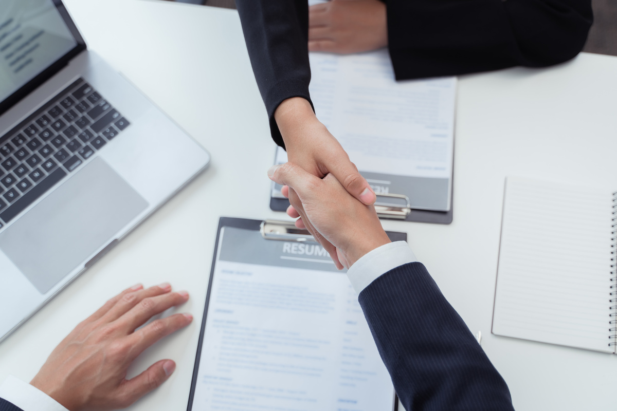 tuyen dung nhan su cap cao