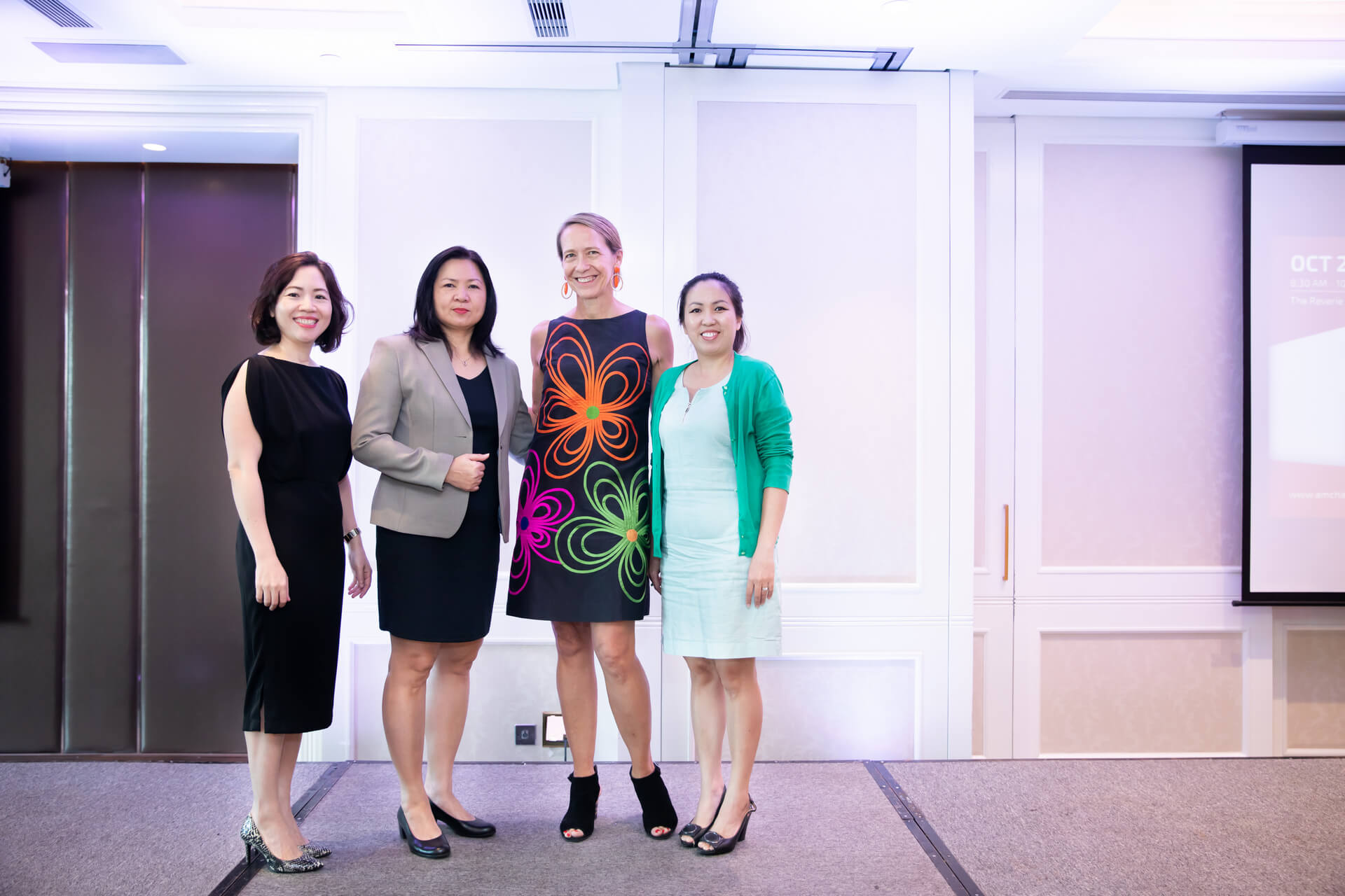 các lãnh Äạo tham dá»±