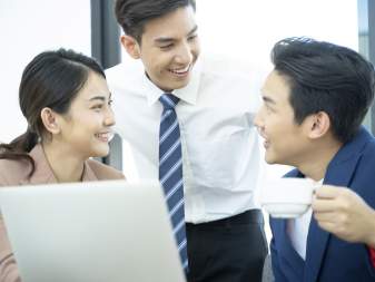 Hỗ Trợ Nhân Viên là “Bệnh Nhân COVID Kéo Dài"