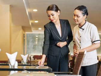 Bỏ Túi Những Nghiệp Vụ Cơ Bản Trong Ngành Quản Trị Nhà Hàng - Khách Sạn