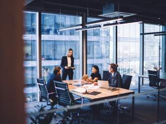 Showcase Đổi Mới Kinh Doanh Talentnet Đầu Tiên Tại Singapore