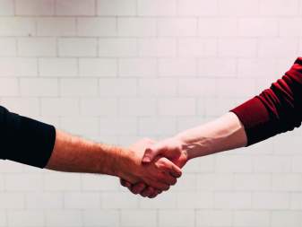 Thống Nhất Đội Ngũ Nhân Viên Thông Qua Các Chuyển Đổi về Nhân Sự