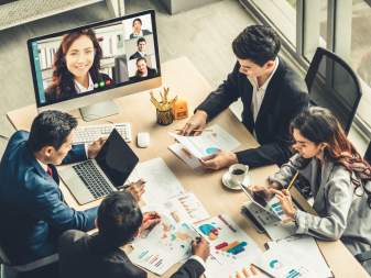 Human Resources Management in the "New Normal" - When Technology Connects People