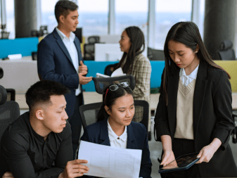  Sếp Làm Sao Khi Nhân Viên Nhận Thưởng Rồi Lũ Lượt Bỏ Đi?