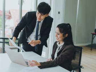 Ưu Tiên Phát Triển Kỹ Năng Mềm Trong Việc Tăng Cường Hiệu Suất Công Việc Và Sức Khỏe Nhân Viên