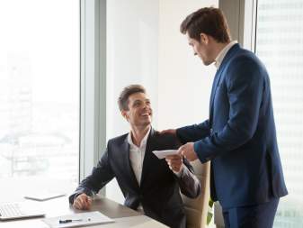 Tư Duy “Glocal” Trong Chiến Lược Quản Trị Nhân Sự