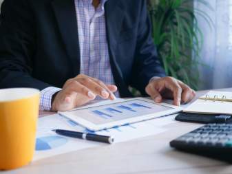 Position of Finance Manager: Requirements and Skills