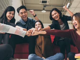 Khả Năng Lãnh Đạo Xã Hội: Tố Chất Bẩm Sinh hay Kỹ Năng Cần Rèn Luyện?